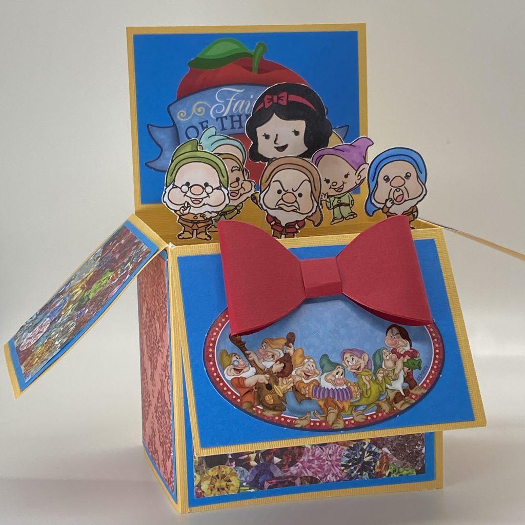 Fairest Of Them All Pop Up Box