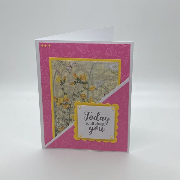 Flower Pocket Embossed Card